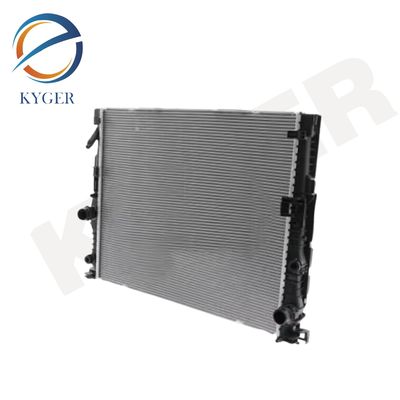 comprar 17118686026 Radiador de refrigerante do motor BMW G38 Peças sobressalentes auto à prova de lágrimas Fabricação em linha